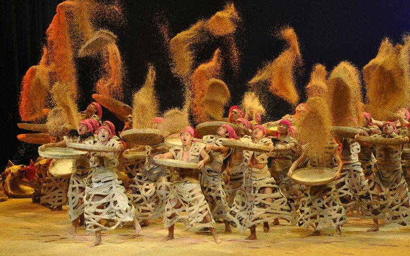 Cultural themed stage show performance