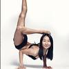 Female Contortionist 864