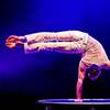 Solo Handstand 105074