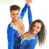 Salsa Couple 109610