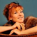 Female Pianist And Singer 8446