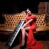 Pianist Singer 108691