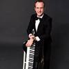Piano Player 10391