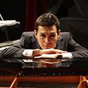 Piano Player 104856