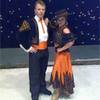 Ice Skaters Duo 1600